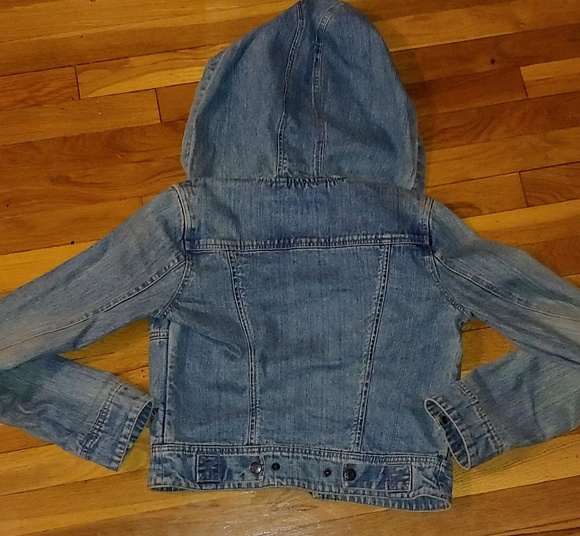 🎉 Jean Jacket - Picture 2 of 2